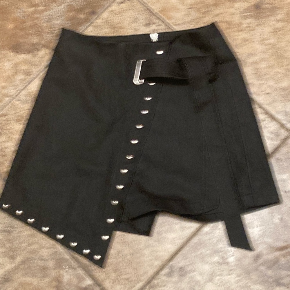 Fashion Nova faux leather skort with studs❤️🌹
